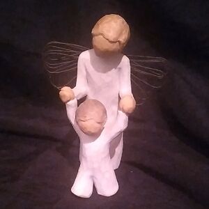 Willow Tree Guardian Angel Figurine  2000 By Susan Lordi (B1)